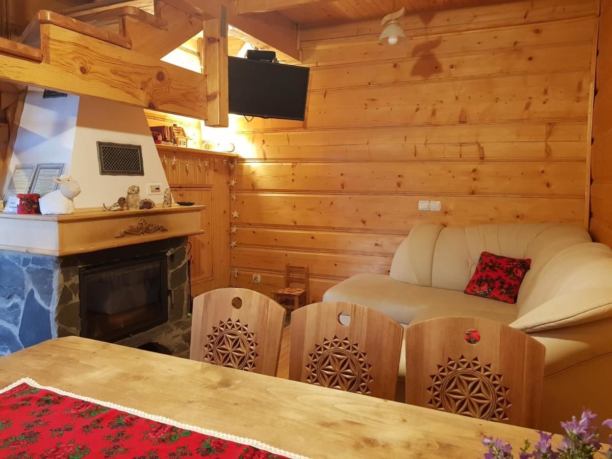 Шале Domek Góralski nad Czorsztynem - Kluszkowce Клюшковце-26