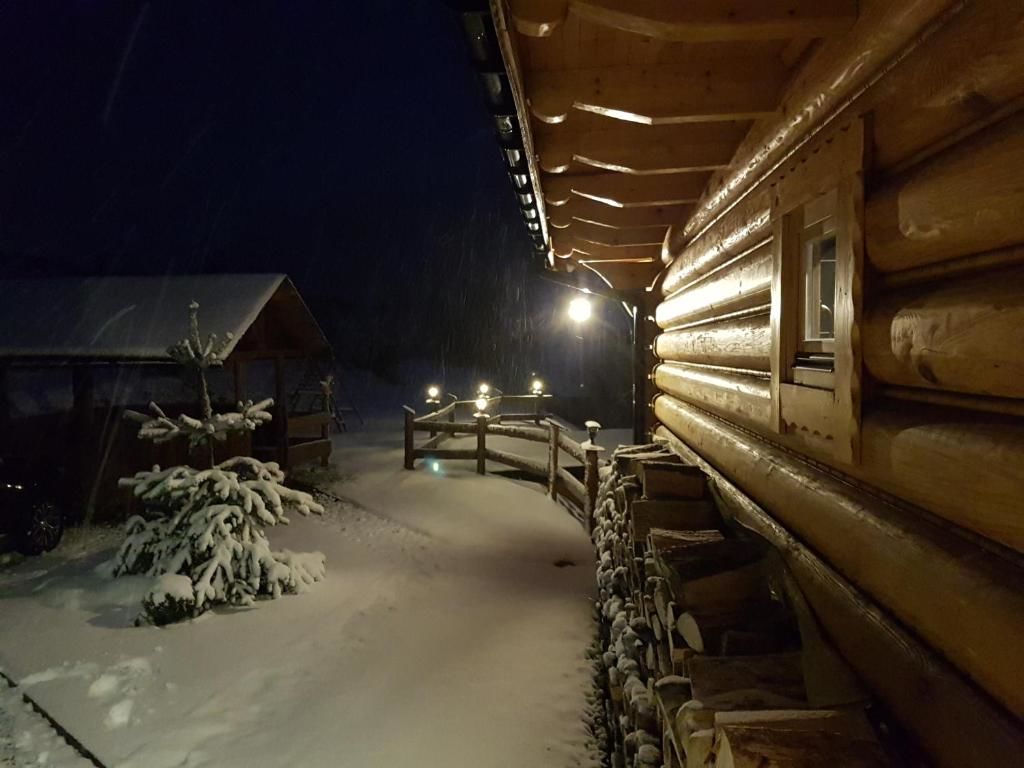 Шале Domek Góralski nad Czorsztynem - Kluszkowce Клюшковце-45