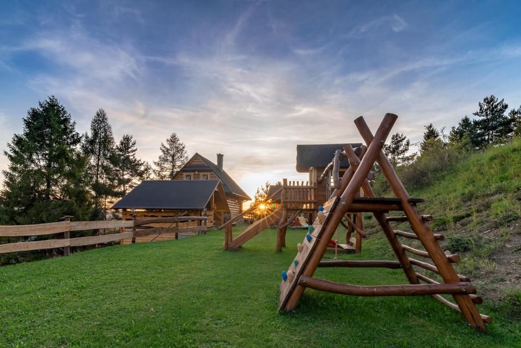 Шале Domek Góralski nad Czorsztynem - Kluszkowce Клюшковце-59