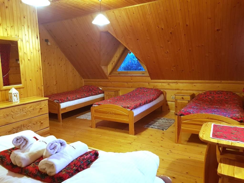 Шале Domek Góralski nad Czorsztynem - Kluszkowce Клюшковце-80