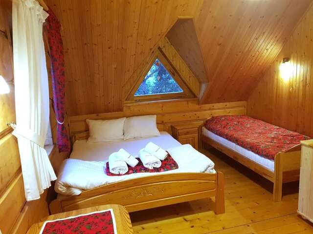 Шале Domek Góralski nad Czorsztynem - Kluszkowce Клюшковце-66